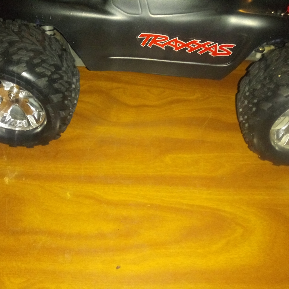 Rustler vxl - Picture 2 of 8